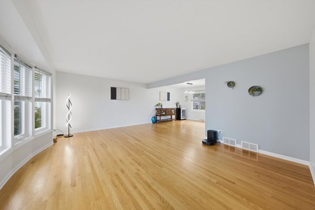 7603 Sequoia Court, Orland Park, IL 60462