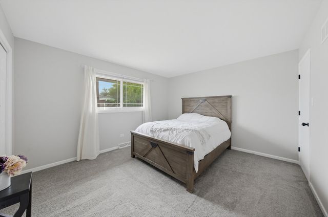 7603 Sequoia Court, Orland Park, IL 60462