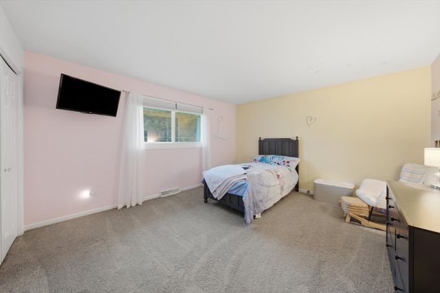 7603 Sequoia Court, Orland Park, IL 60462