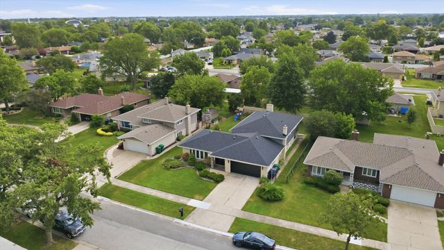 7603 Sequoia Court, Orland Park, IL 60462