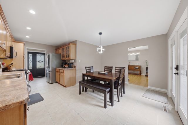 7603 Sequoia Court, Orland Park, IL 60462