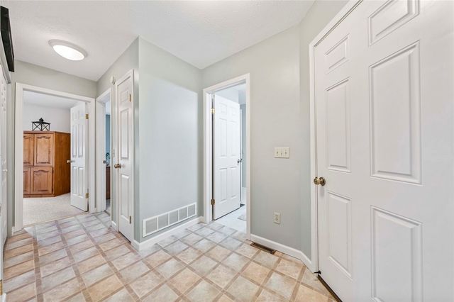 1461 Woodsview Way, Macedon, NY 14502