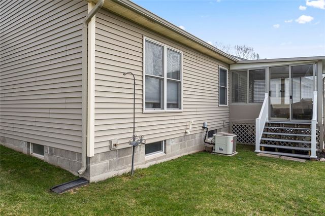 1461 Woodsview Way, Macedon, NY 14502