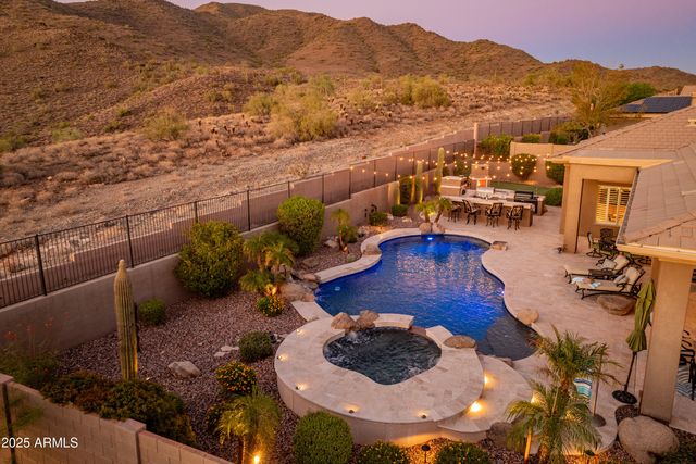 2546 W SHINNECOCK Way, Anthem, AZ 85086