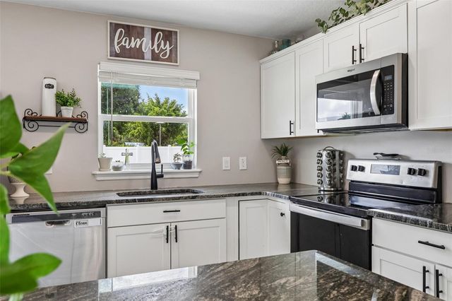 12020 VIRGINIA DRIVE, Leesburg, FL 34788