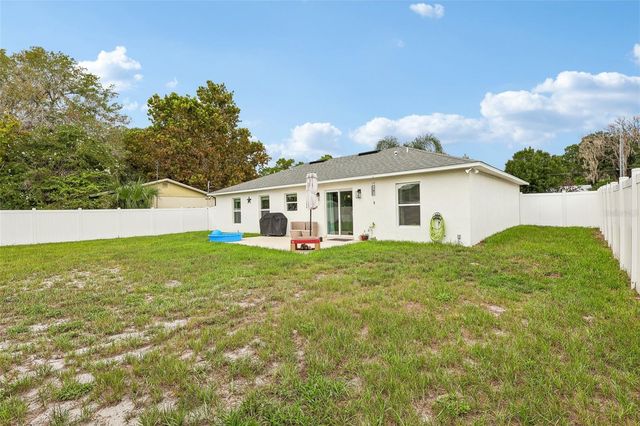 12020 VIRGINIA DRIVE, Leesburg, FL 34788