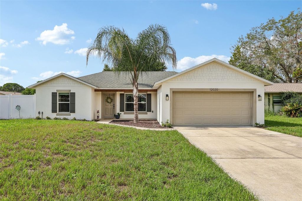 12020 VIRGINIA DRIVE, Leesburg, FL 34788