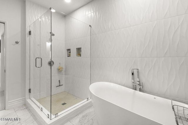 2181 Brookfield Drive, Thousand Oaks, CA 91362