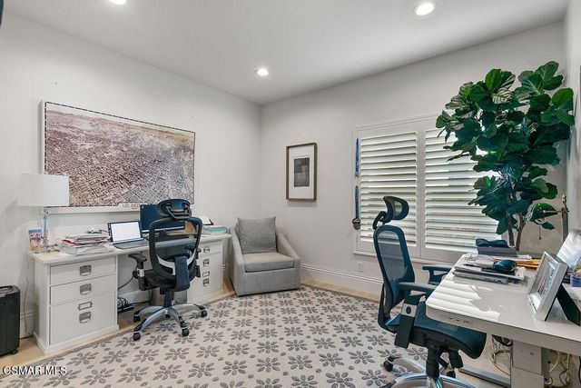 2181 Brookfield Drive, Thousand Oaks, CA 91362