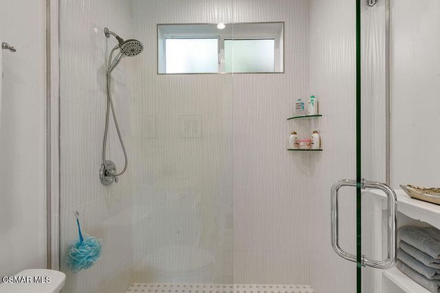 2181 Brookfield Drive, Thousand Oaks, CA 91362