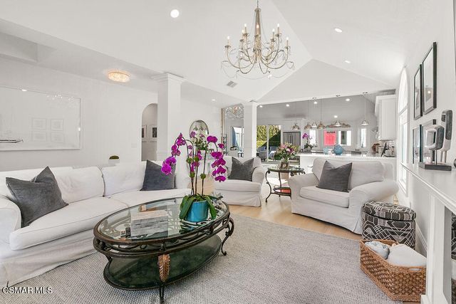 2181 Brookfield Drive, Thousand Oaks, CA 91362