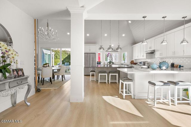 2181 Brookfield Drive, Thousand Oaks, CA 91362