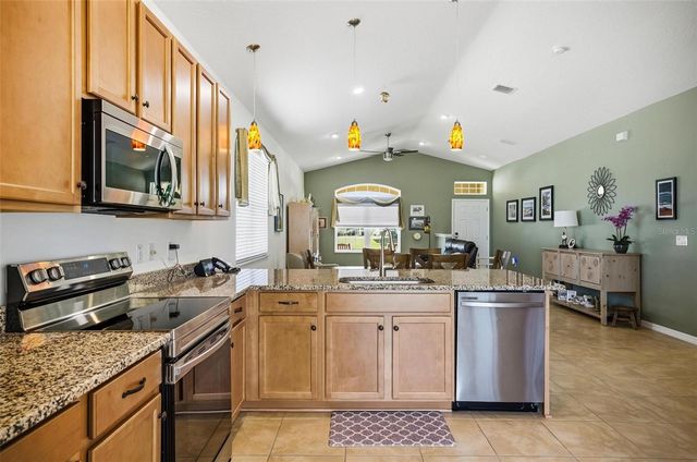 2 TIDEWAY TRAIL, Palm Coast, FL 32137