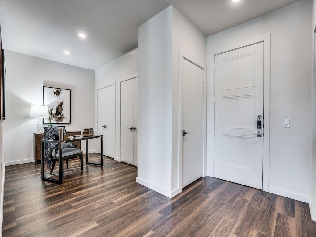7450 Coronado Avenue 201, Dallas, TX 75214