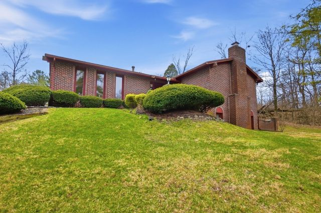 3831 Crescent Hill Road 3831 Crescent Hill Road, Springfield, OH 45502