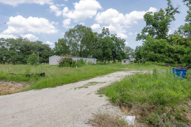 15516 Daigle Rd, Prairieville, LA 70769