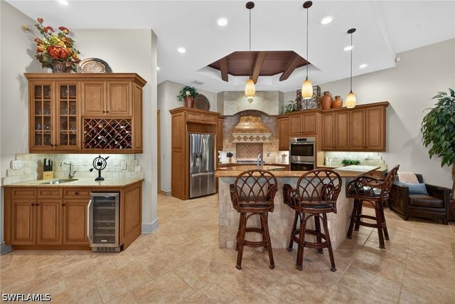 430 29th ST NW, Naples, FL 34120