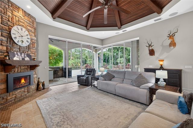 430 29th ST NW, Naples, FL 34120