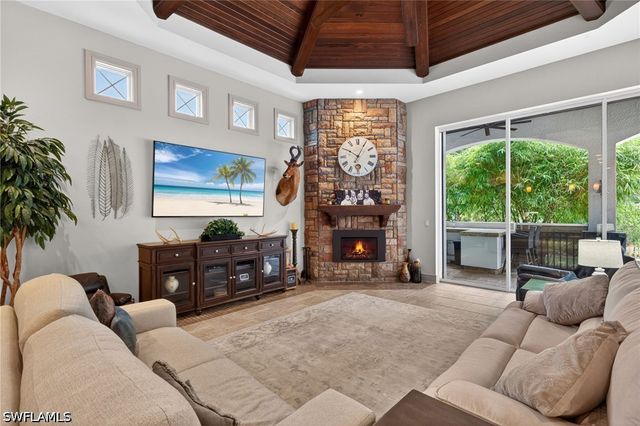 430 29th ST NW, Naples, FL 34120
