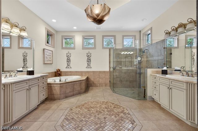 430 29th ST NW, Naples, FL 34120