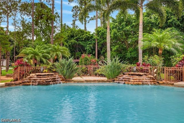 430 29th ST NW, Naples, FL 34120