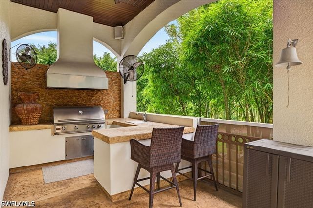 430 29th ST NW, Naples, FL 34120