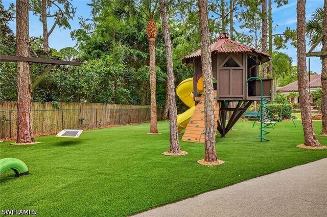 430 29th ST NW, Naples, FL 34120