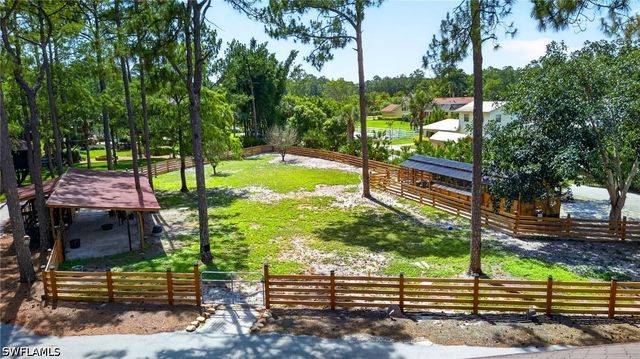 430 29th ST NW, Naples, FL 34120
