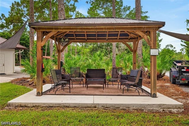 430 29th ST NW, Naples, FL 34120