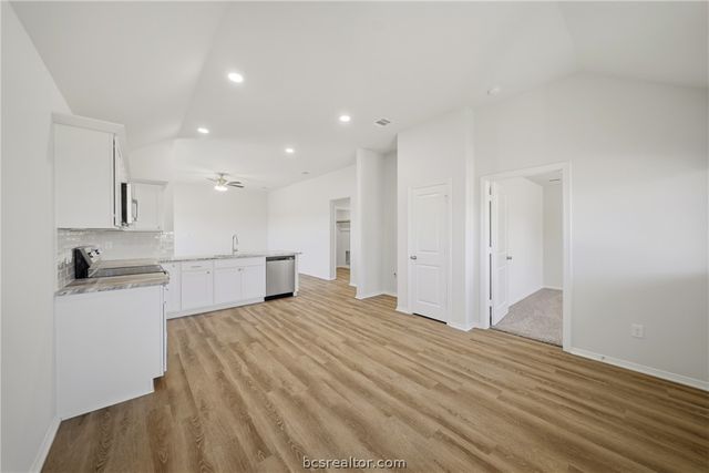 137 Cotton Cove, Snook, TX 77878