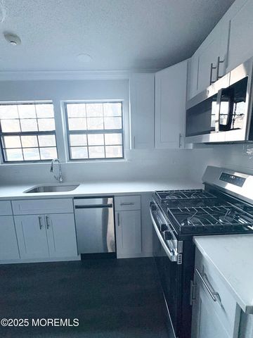 1201 Bluebell Drive, Jackson, NJ 08527