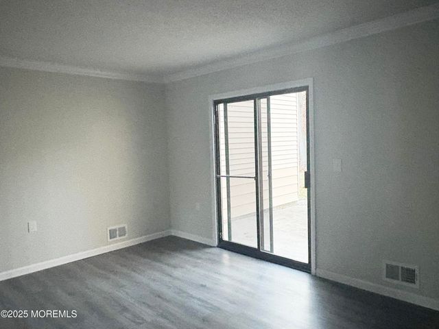 1201 Bluebell Drive, Jackson, NJ 08527