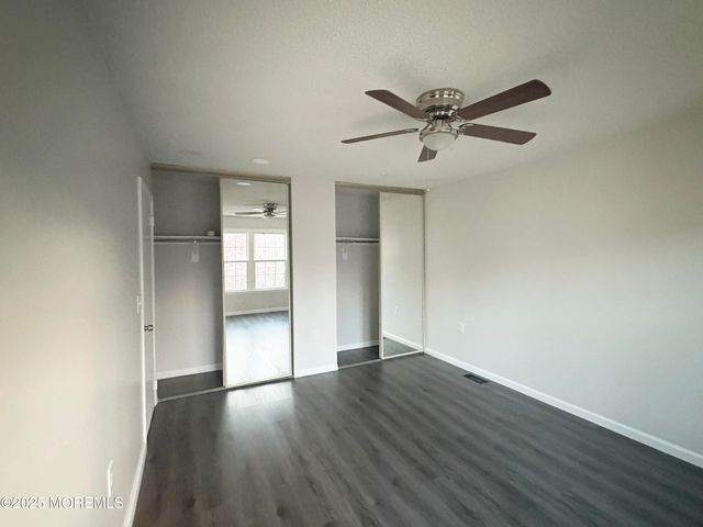 1201 Bluebell Drive, Jackson, NJ 08527