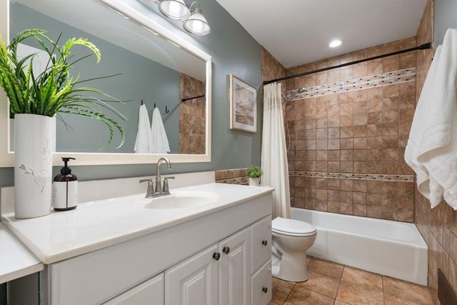 10144 Boundary Creek Terrace, Maple Grove, MN 55369