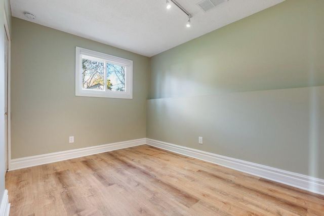 10144 Boundary Creek Terrace, Maple Grove, MN 55369