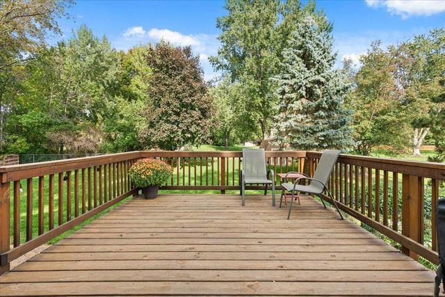 10144 Boundary Creek Terrace, Maple Grove, MN 55369