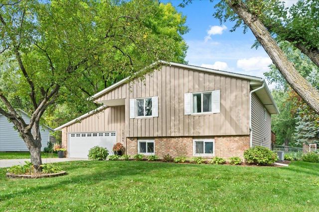10144 Boundary Creek Terrace, Maple Grove, MN 55369