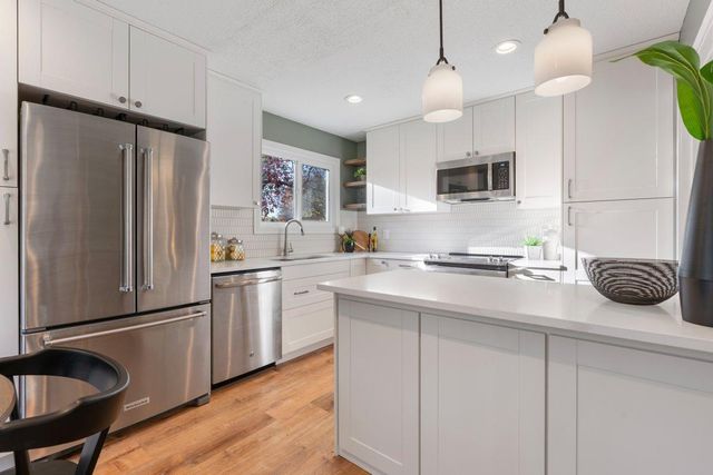 10144 Boundary Creek Terrace, Maple Grove, MN 55369