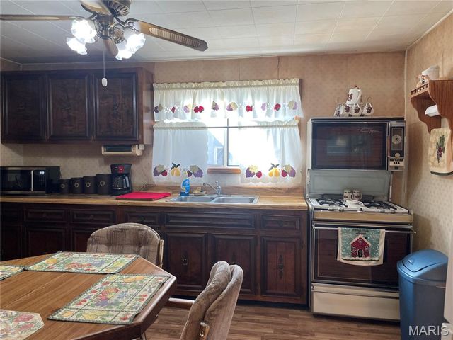 1212 Highway CC, Piedmont, MO 63957