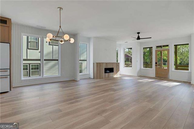 644 Glendale Road, Scottdale, GA 30079