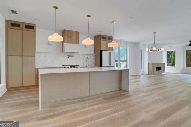 644 Glendale Road, Scottdale, GA 30079