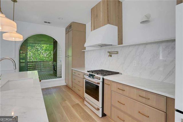 644 Glendale Road, Scottdale, GA 30079