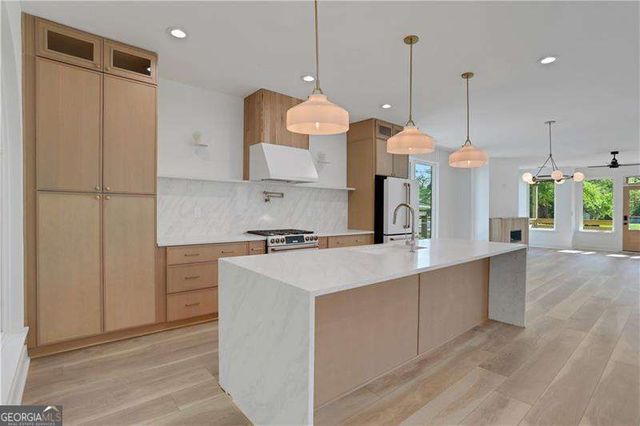 644 Glendale Road, Scottdale, GA 30079