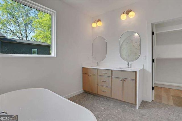 644 Glendale Road, Scottdale, GA 30079