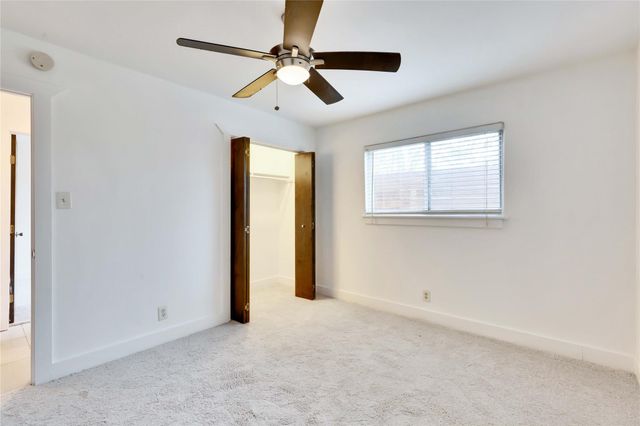 1917 Barge ST 104, Austin, TX 78745