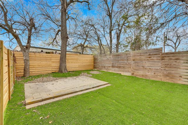 1917 Barge ST 104, Austin, TX 78745
