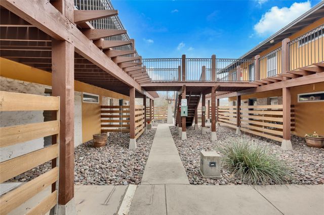 1917 Barge ST 104, Austin, TX 78745