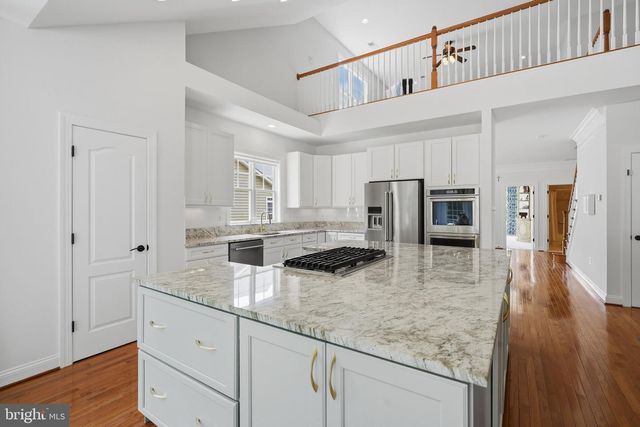 105 TURNSTONE LN, Lake Frederick, VA 22630