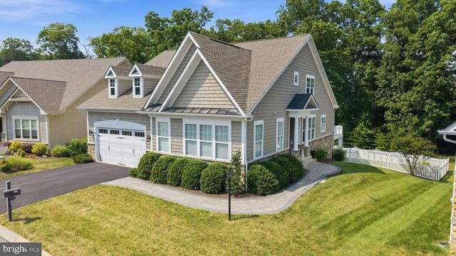 105 TURNSTONE LN, Lake Frederick, VA 22630