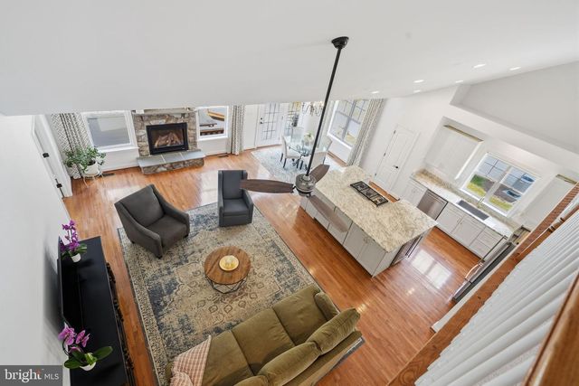 105 TURNSTONE LN, Lake Frederick, VA 22630